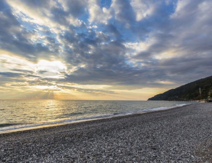 Пляж - Отель Sunrise Garden Hotel / Санрайз Гарден